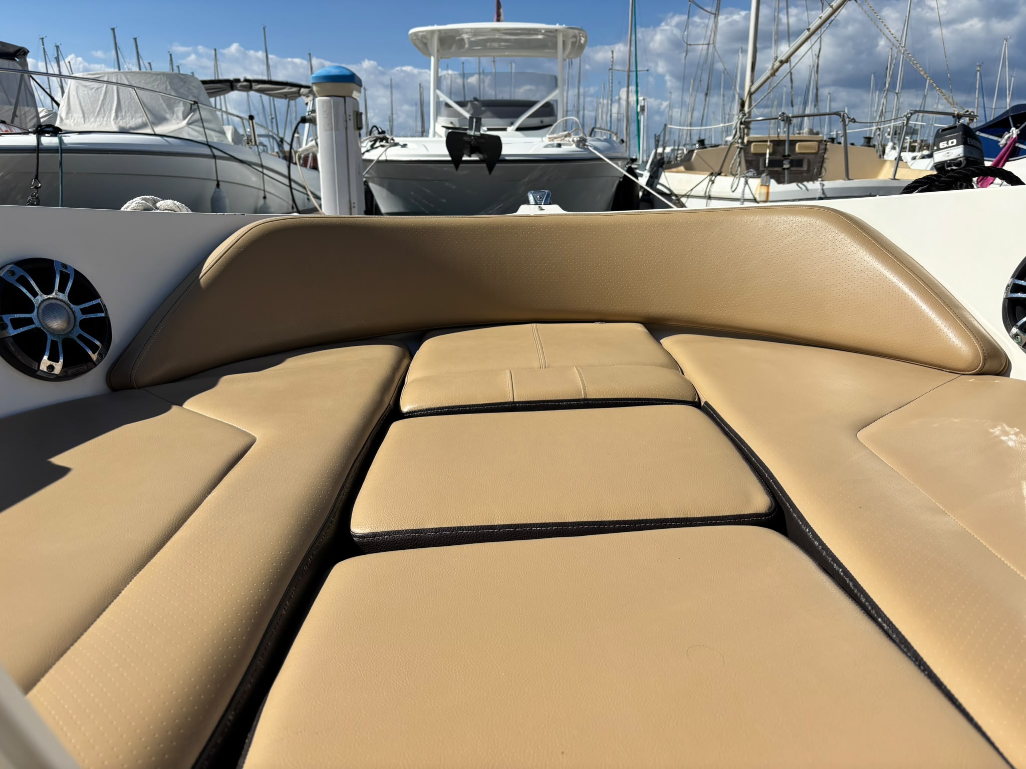SEA RAY 210 SPX OB 2020 MERCURY 200 CV – Image 10