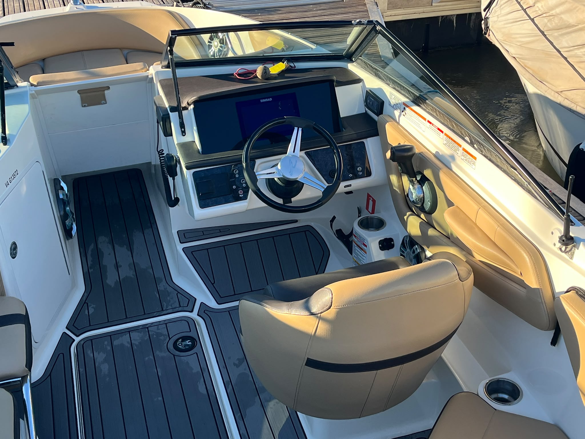 SEA RAY 210 SPX OB 2020 MERCURY 200 CV – Image 30