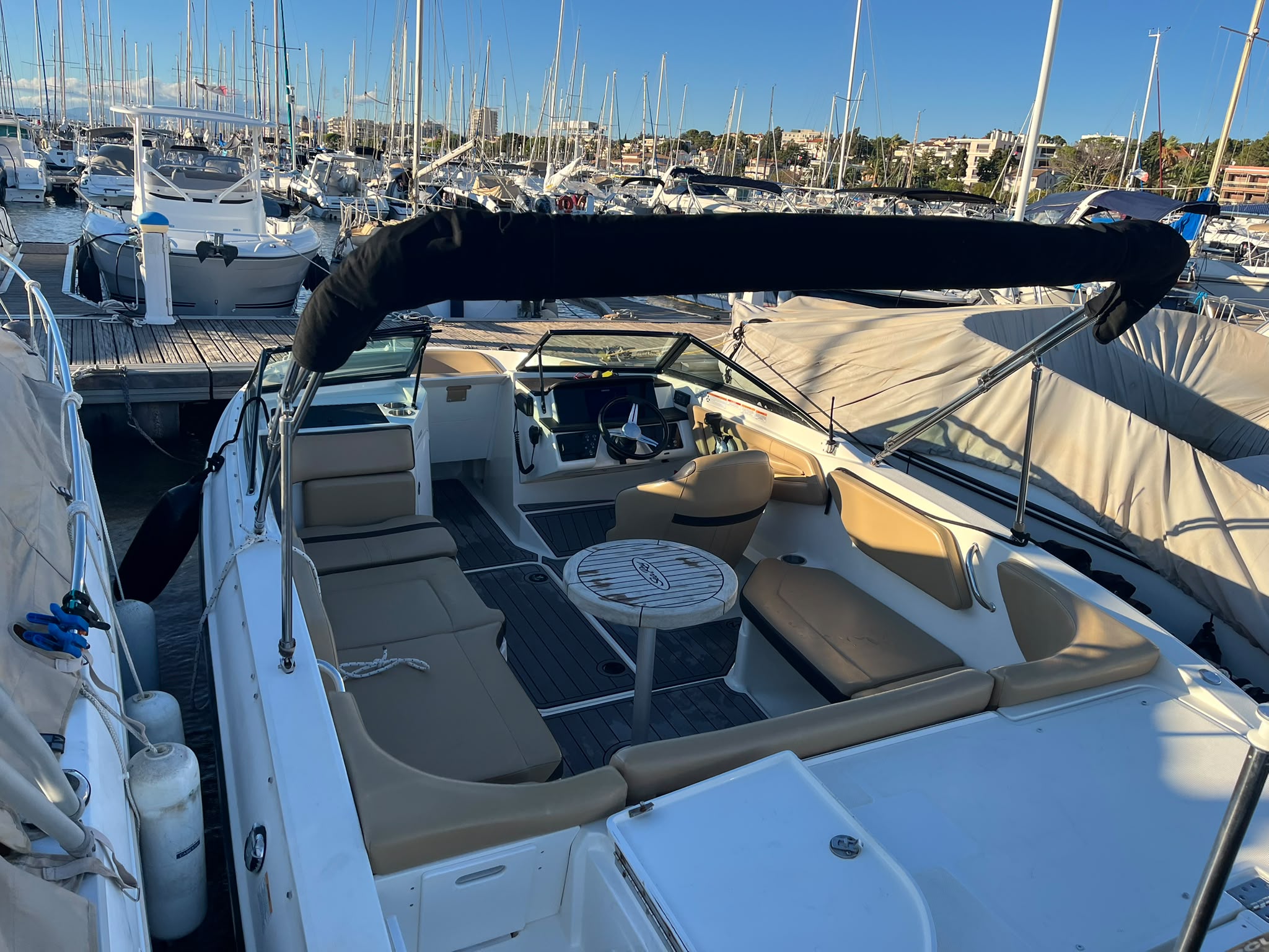 SEA RAY 210 SPX OB 2020 MERCURY 200 CV – Image 32