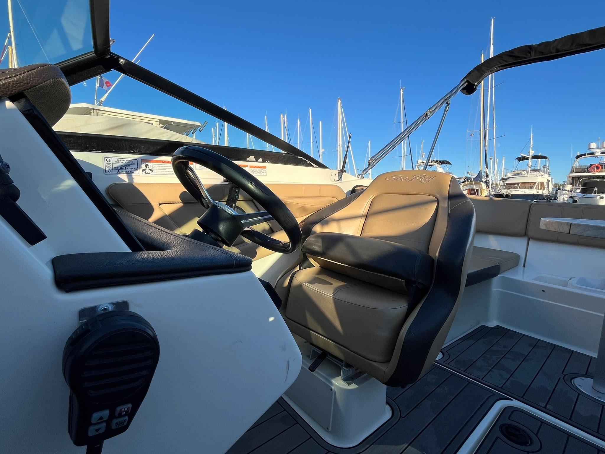 SEA RAY 210 SPX OB 2020 MERCURY 200 CV – Image 38