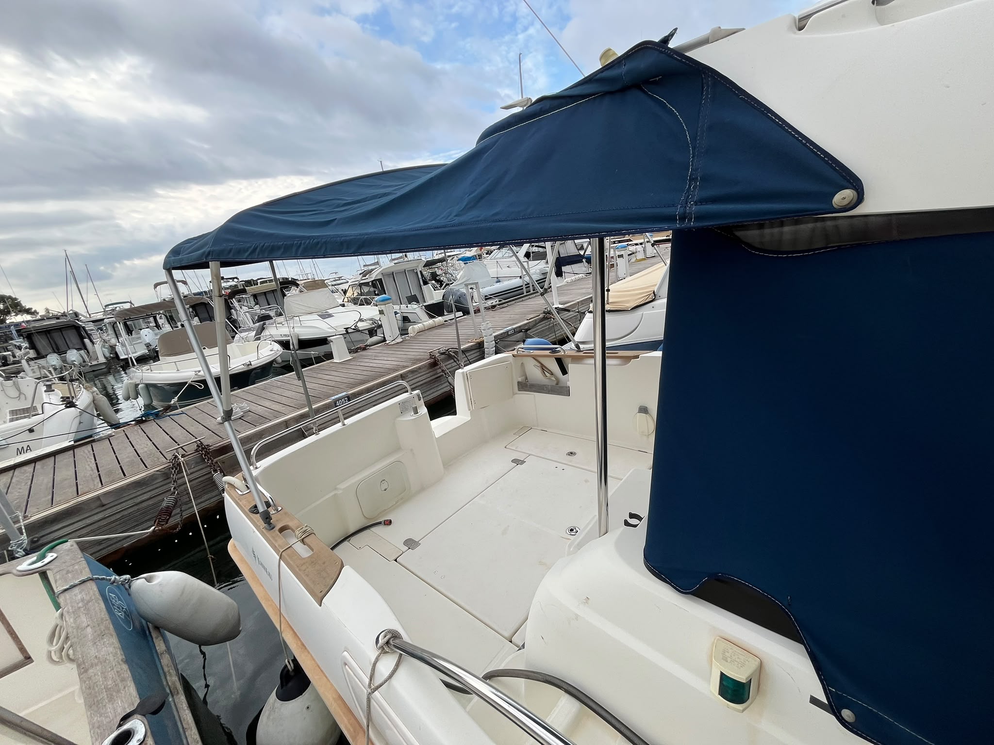 Jeanneau Merry Fisher 705 2011 – Yanmar 150 CV Diesel – Première Main – Image 13
