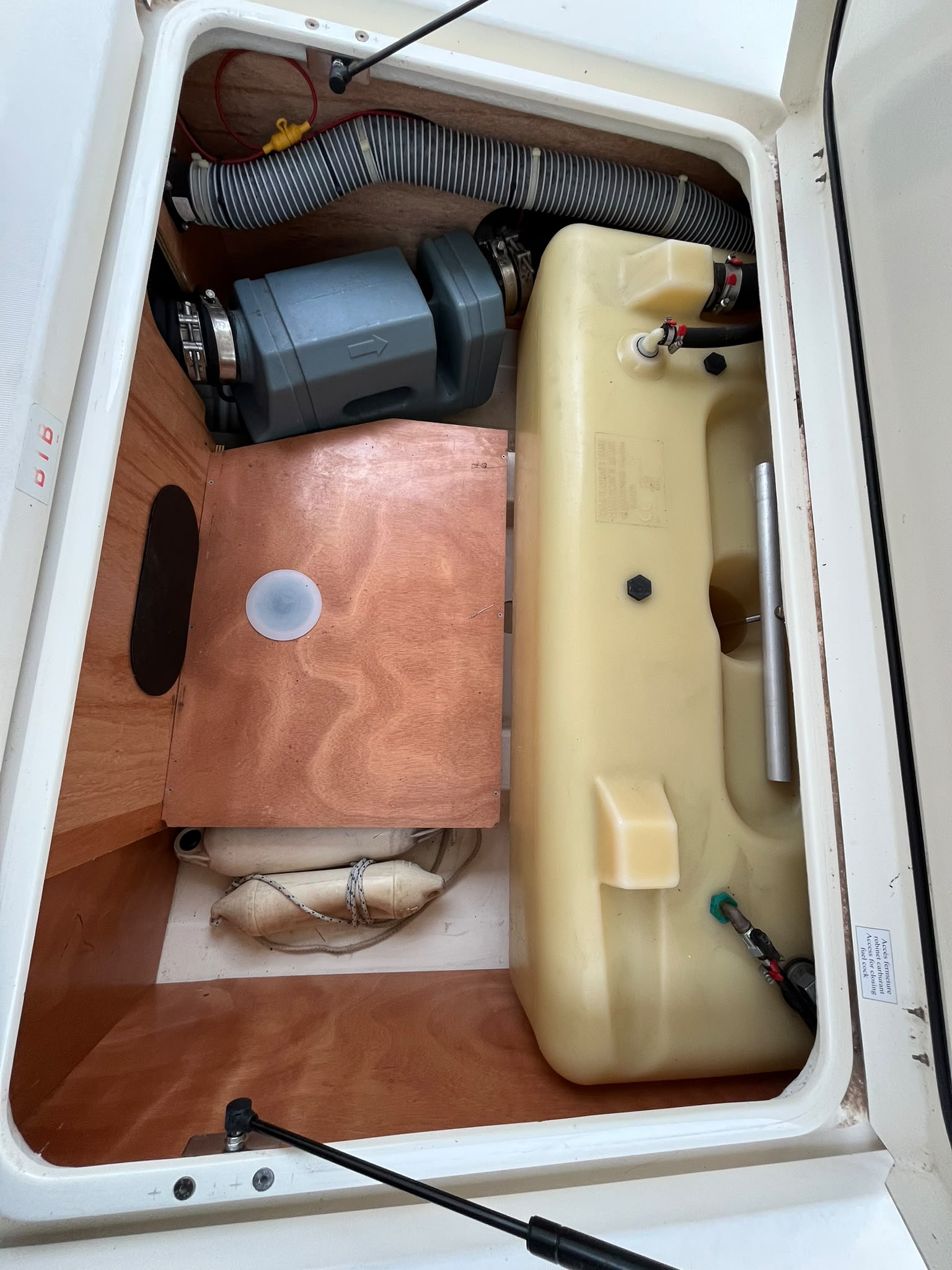 Jeanneau Merry Fisher 705 2011 – Yanmar 150 CV Diesel – Première Main – Image 35