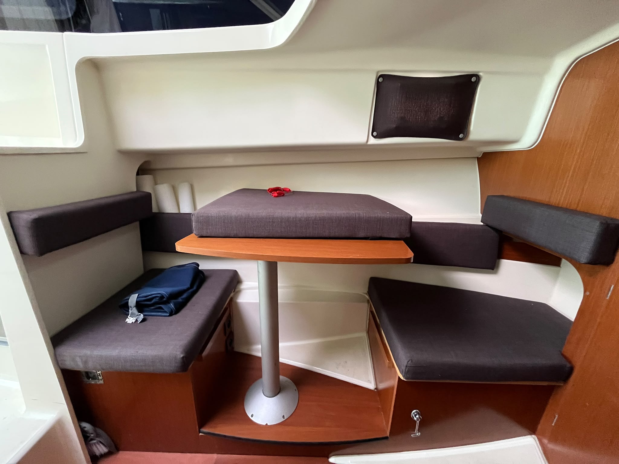 Jeanneau Merry Fisher 705 2011 – Yanmar 150 CV Diesel – Première Main – Image 47