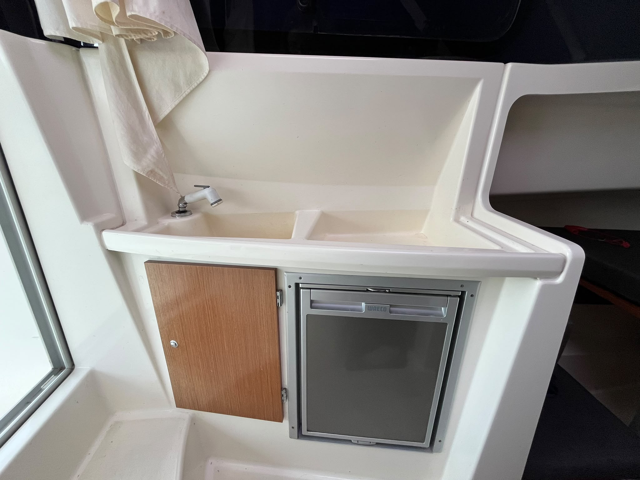 Jeanneau Merry Fisher 705 2011 – Yanmar 150 CV Diesel – Première Main – Image 55