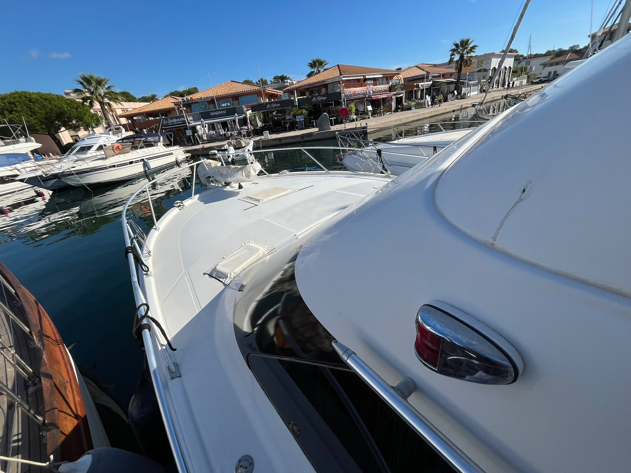 Luhrs 36 Convertible – 2 x Yanmar 450 CV – 900 H – Refit 2024 – Saint-Raphaël – Image 20