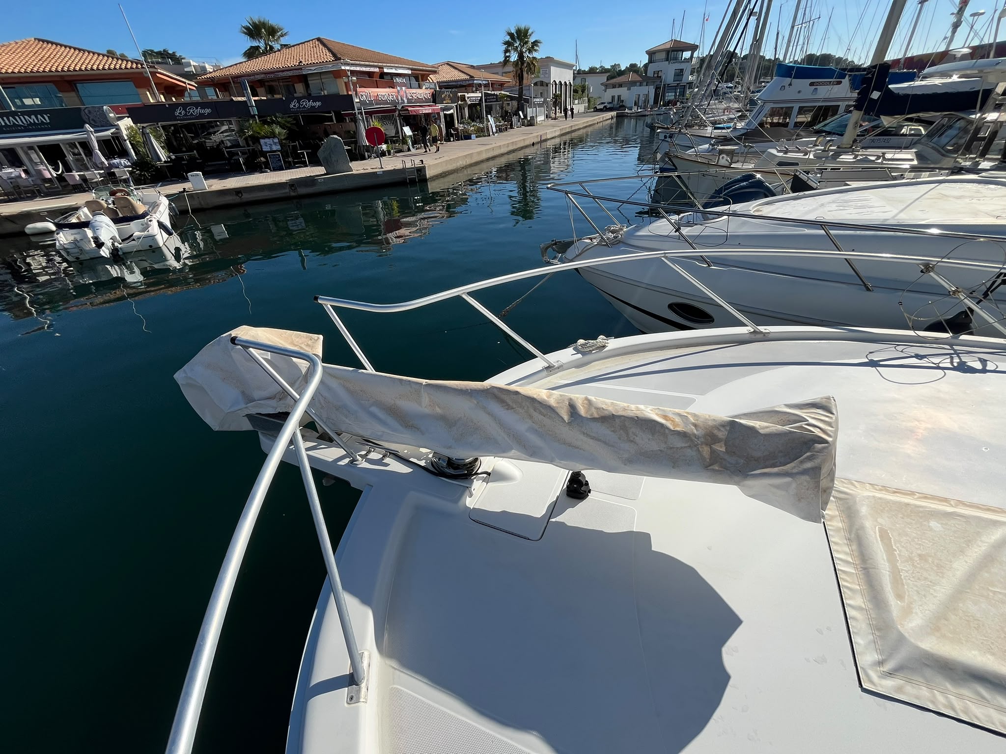 Luhrs 36 Convertible – 2 x Yanmar 450 CV – 900 H – Refit 2024 – Saint-Raphaël – Image 21
