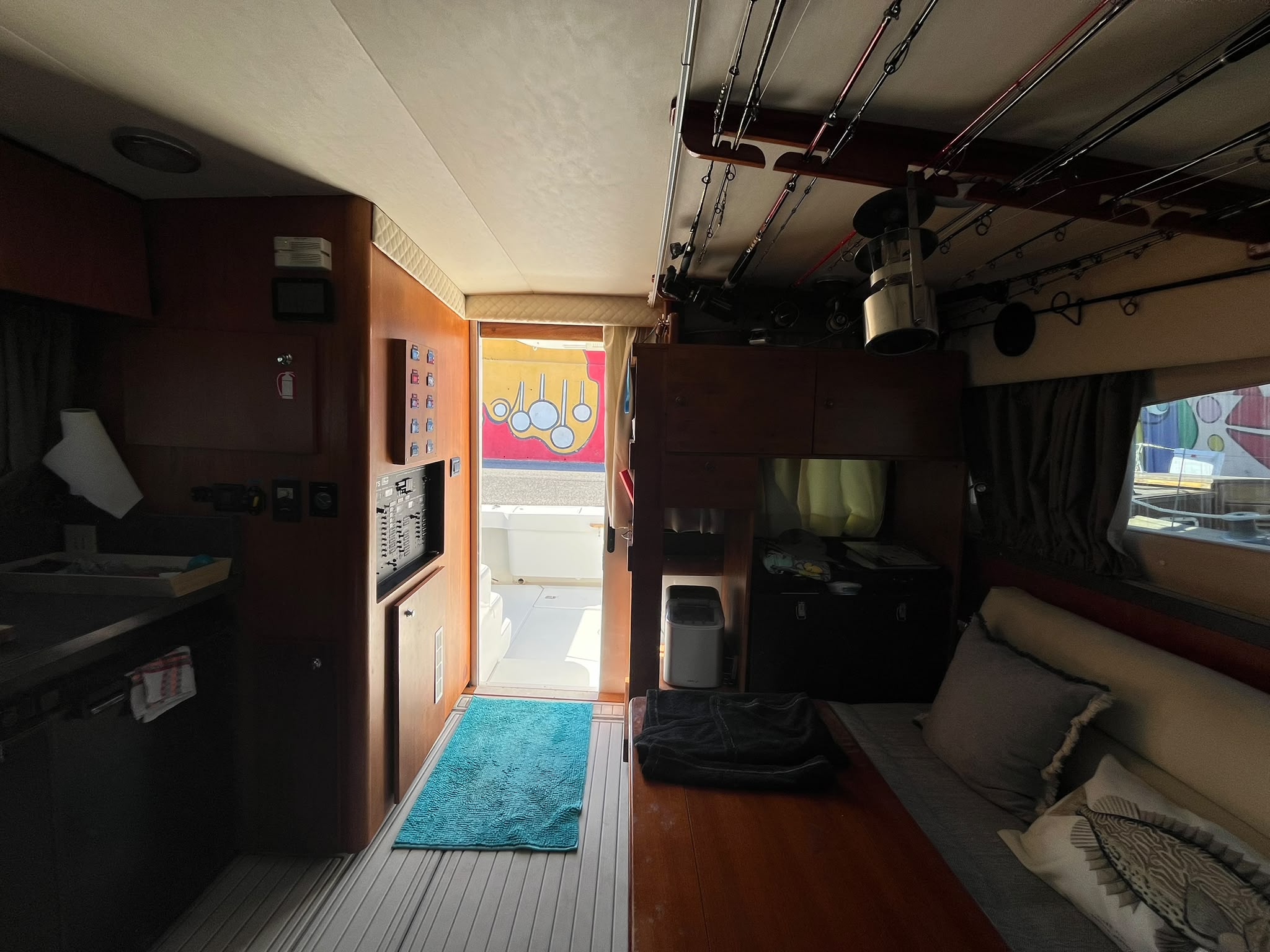 Luhrs 36 Convertible – 2 x Yanmar 450 CV – 900 H – Refit 2024 – Saint-Raphaël – Image 36