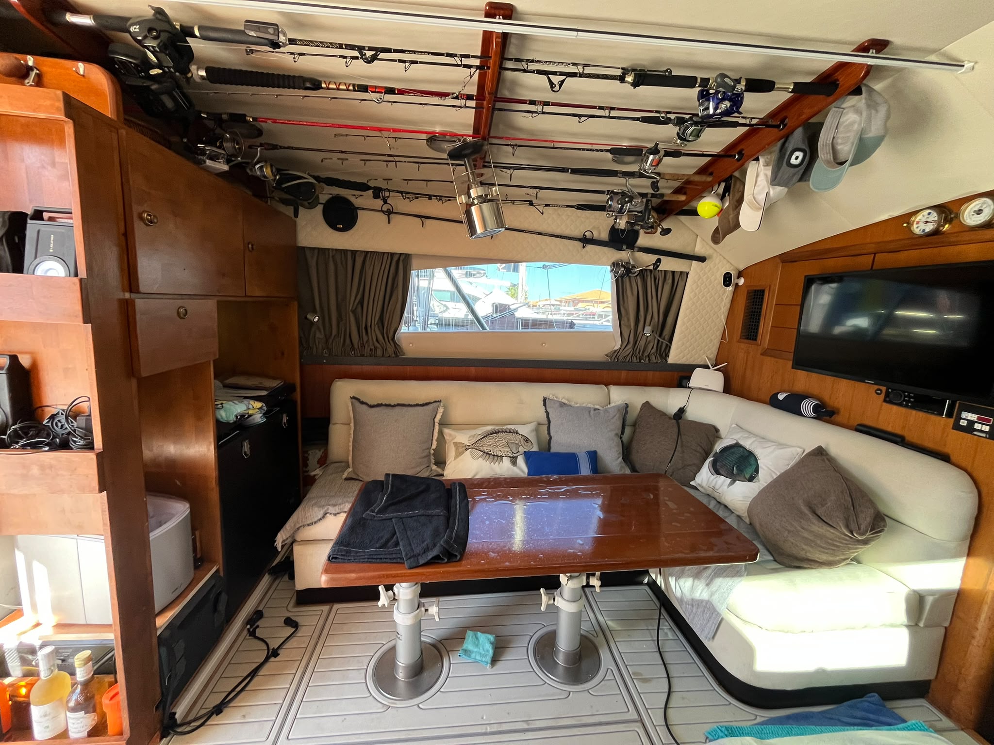 Luhrs 36 Convertible – 2 x Yanmar 450 CV – 900 H – Refit 2024 – Saint-Raphaël – Image 35