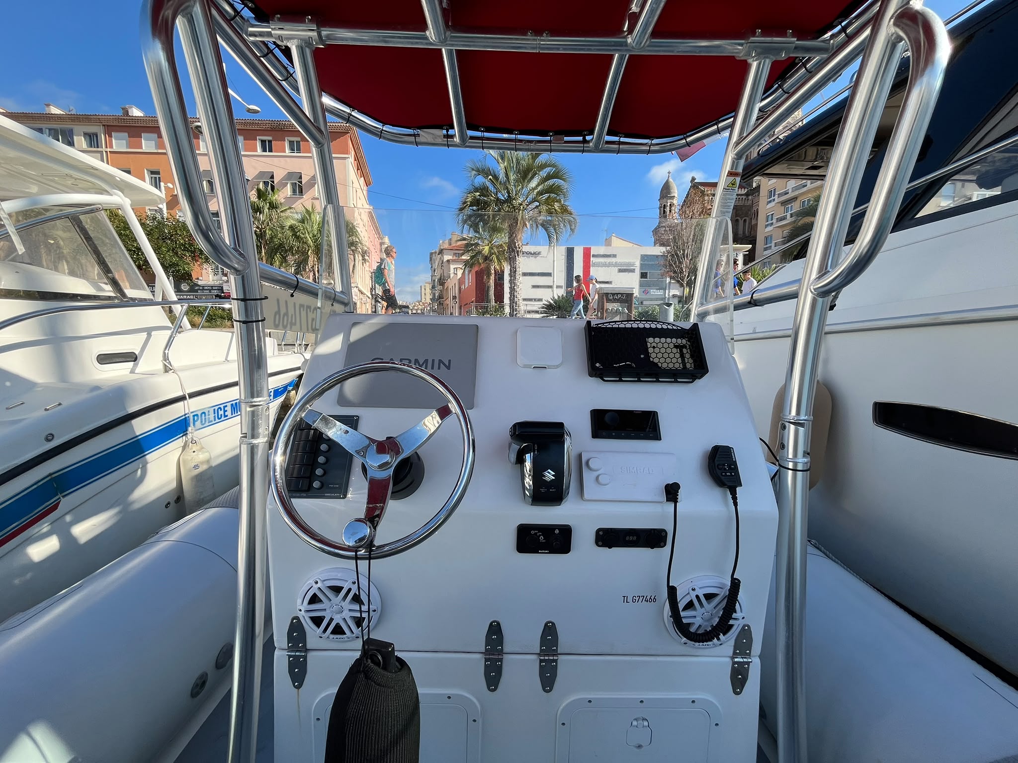 HUMBER OFFSHORE 8.5 – 2024 – SUZUKI 300 CV – CATÉGORIE B – 14 PASSAGERS – Image 15