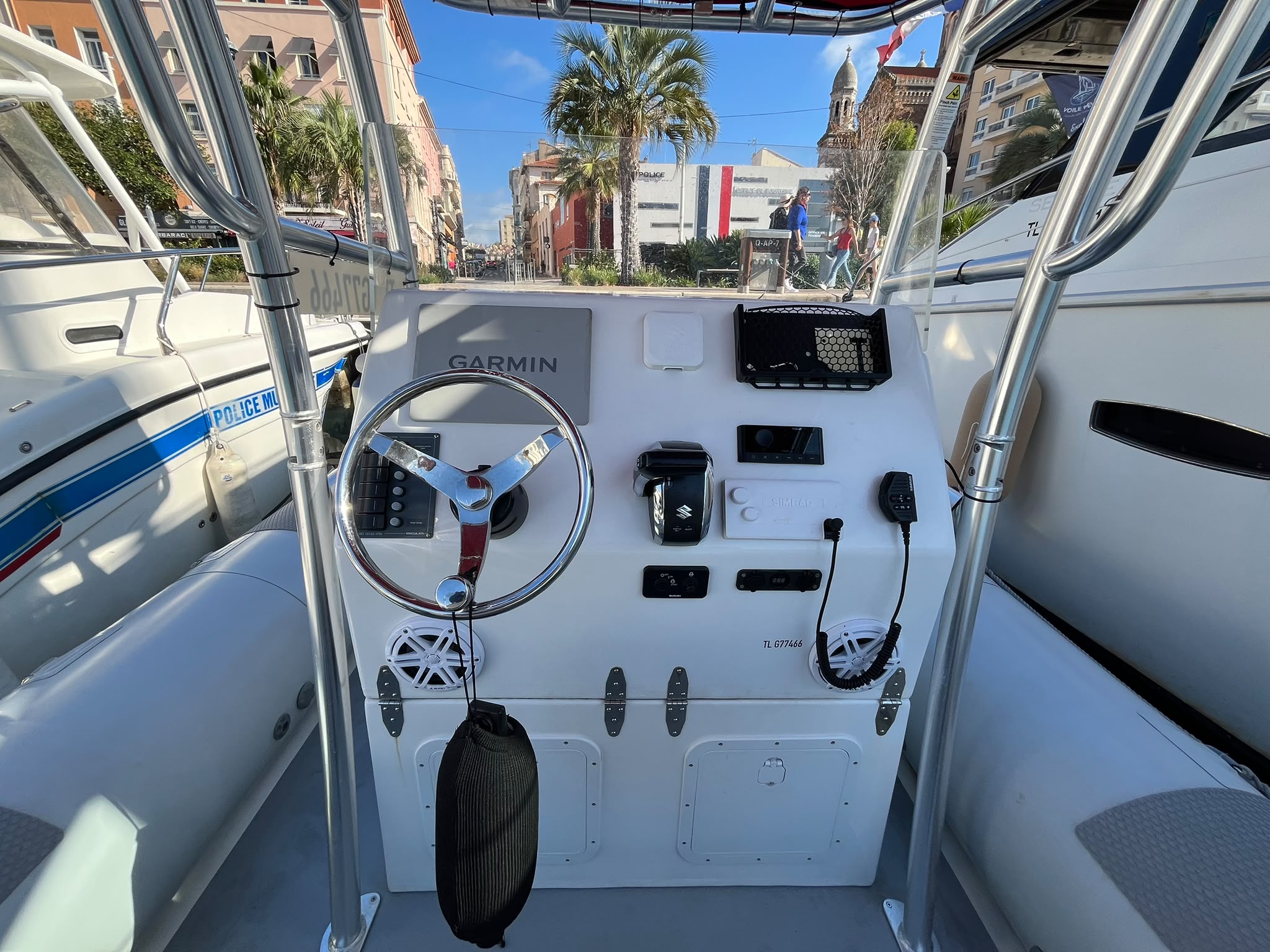 HUMBER OFFSHORE 8.5 – 2024 – SUZUKI 300 CV – CATÉGORIE B – 14 PASSAGERS – Image 14